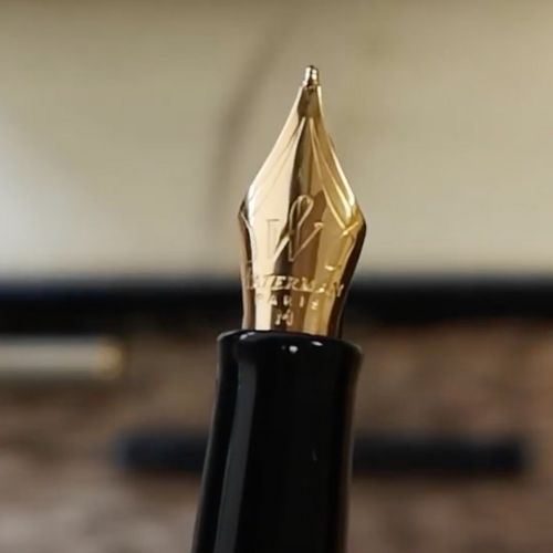 plume gros plan waterman hémisphère